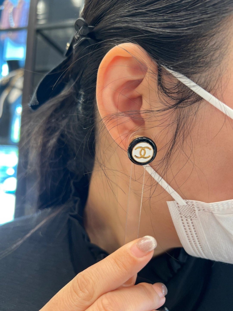 Ch**el earrings